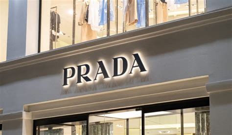 negozio prada tolmezzo